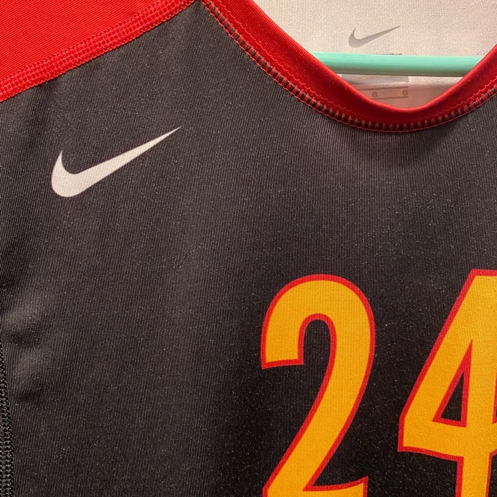 At. Francis Nike women’s shirt dri-fit large - Picture 2 of 5